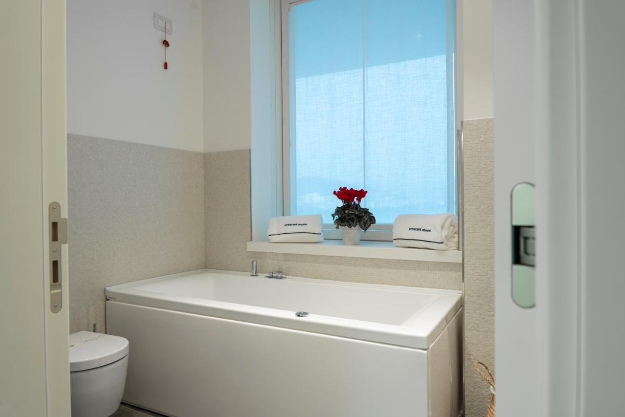 Bed & Breakfast Crescent Moon Salerno